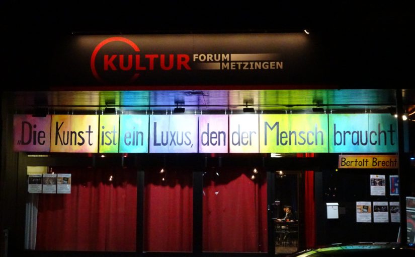 Kulturforum Metzingen bei Nacht